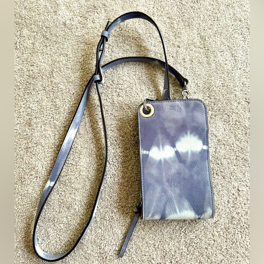 Vince Camuto crossbody purse!
